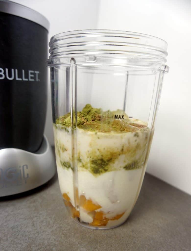 Mango Moringa Lassi: The Inflammation Busting Smoothie -- This smoothie is just what you need to reduce the inflammation in your body to reduce pain and leave you feeling overall healthier. - www.lilsweetspiceadvice.com