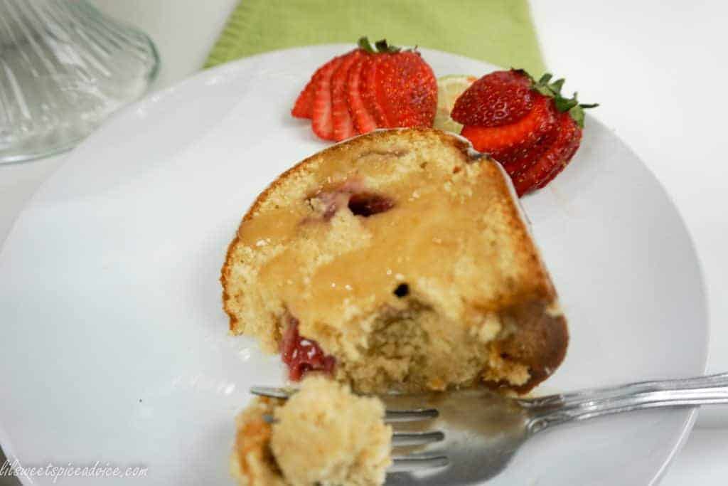 Strawberry Margarita Pound Cake -- Your staple strawberry margarita meets your grandmother's scrumptious pound cake. A crowd pleaser for sure! -- lilsweetspiceadvice.com