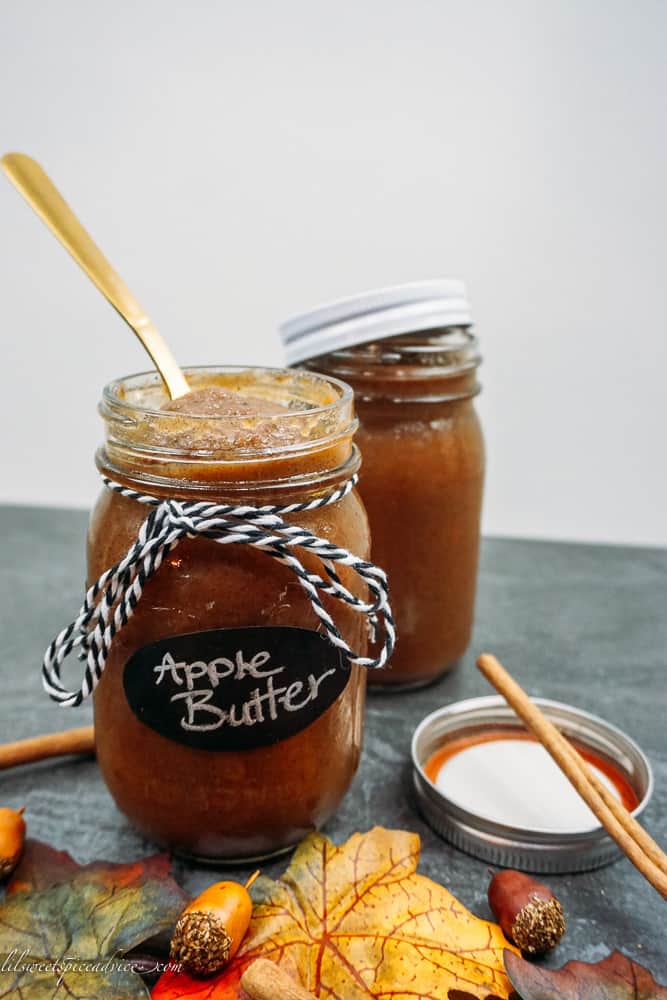 Instant Pot Date-Sweetened Apple Butter -- This is the only Instant Pot Apple Butter recipe you'll need this fall to make all of your apple butter desserts, cocktails, and savory dishes. This apple butter is spiced with cinnamon, cardamom, nutmeg, and other warming spices. -- lilsweetspiceadvice.com #InstantPotDateSweetenedAppleButter #InstantPotAppleButter #quickapplebutter #naturallysweetenedapplebutter