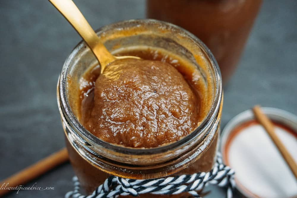 Instant Pot Date-Sweetened Apple Butter -- This is the only Instant Pot Apple Butter recipe you'll need this fall to make all of your apple butter desserts, cocktails, and savory dishes. This apple butter is spiced with cinnamon, cardamom, nutmeg, and other warming spices. -- lilsweetspiceadvice.com #InstantPotDateSweetenedAppleButter #InstantPotAppleButter #quickapplebutter #naturallysweetenedapplebutter